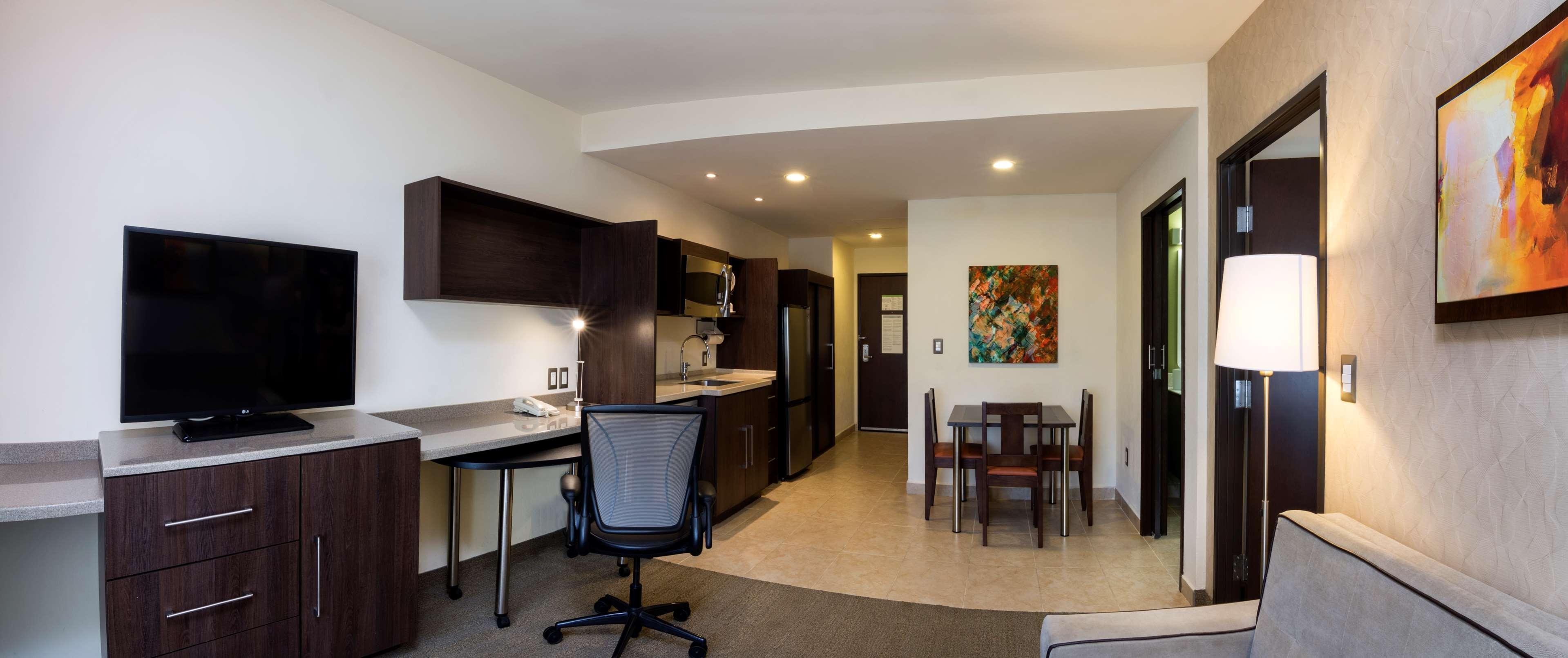 Homewood Suites By Hilton Керетаро Екстер'єр фото