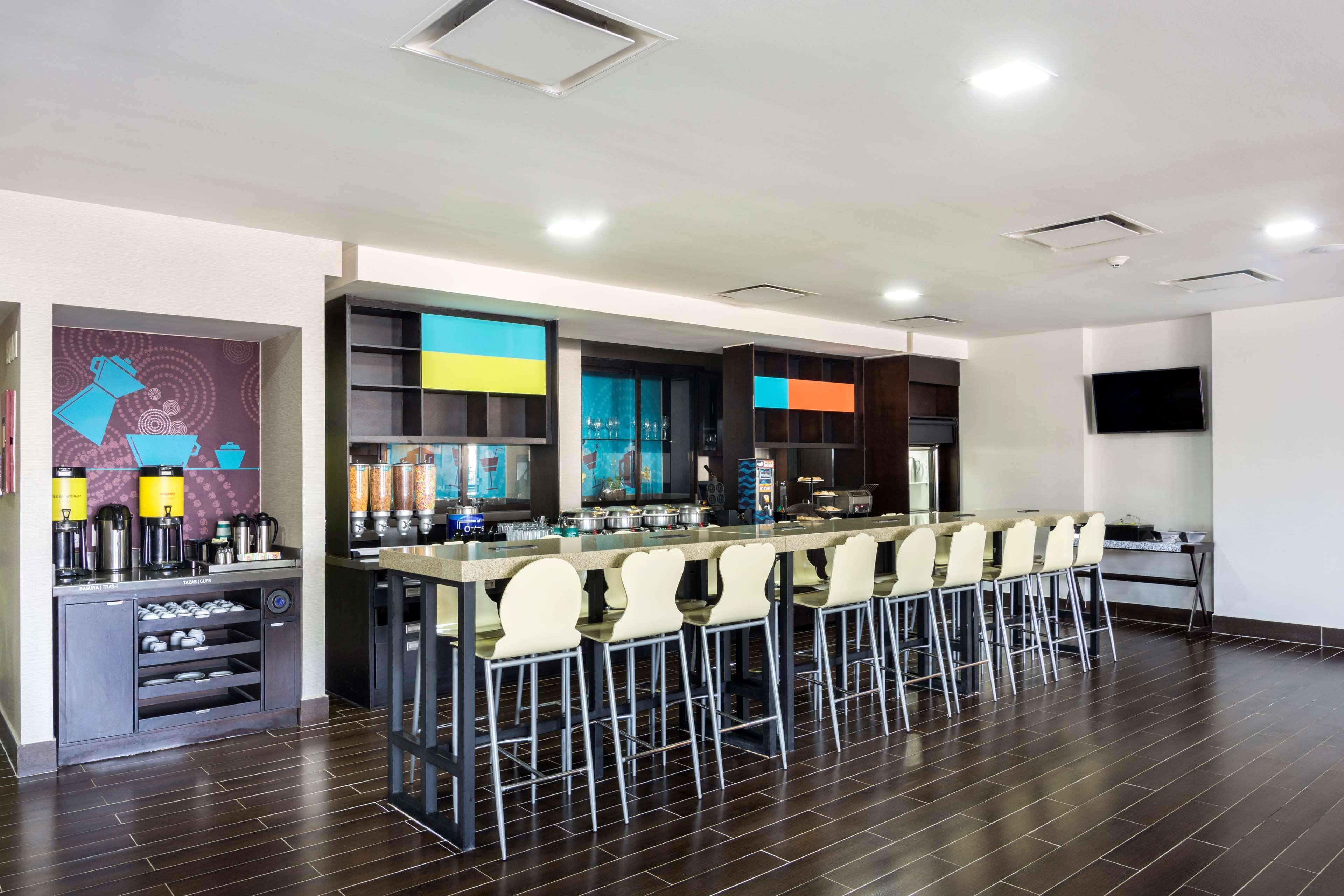 Homewood Suites By Hilton Керетаро Екстер'єр фото